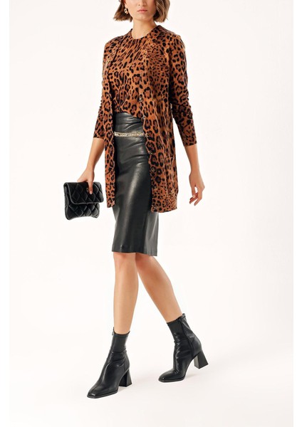 Leopar Kolsuz Askılı Leopar Desenli Triko Bluz 28862