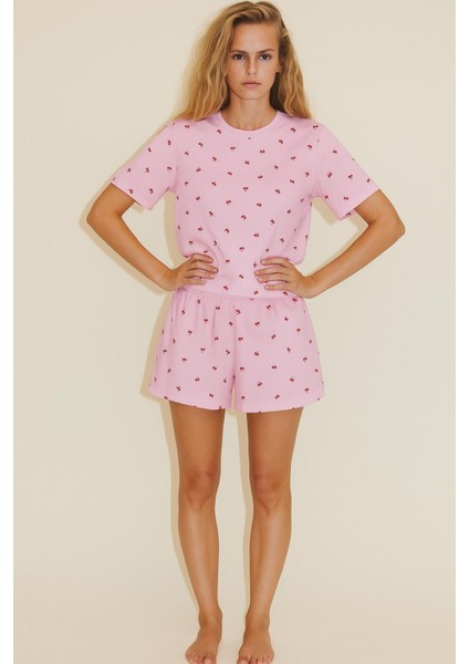 Kiraz Desenli T-Shirt Şort Takım