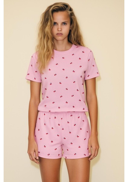 Kiraz Desenli T-Shirt Şort Takım fiyatları
