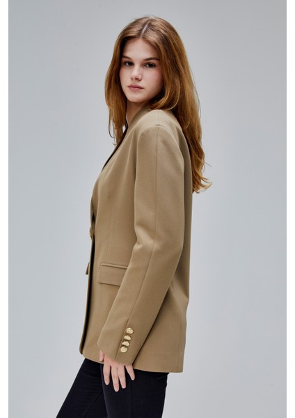 Koyu Haki Salaş Kesim Düğme Detaylı Dokuma Blazer Ceket