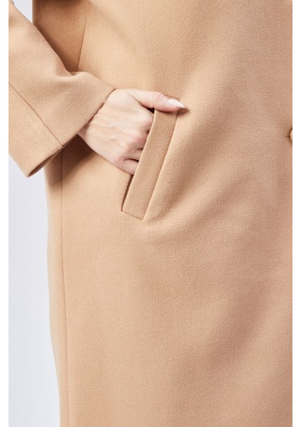 Bej Dik Yaka Oversize Uzun Yünlü Kaşe Kaban