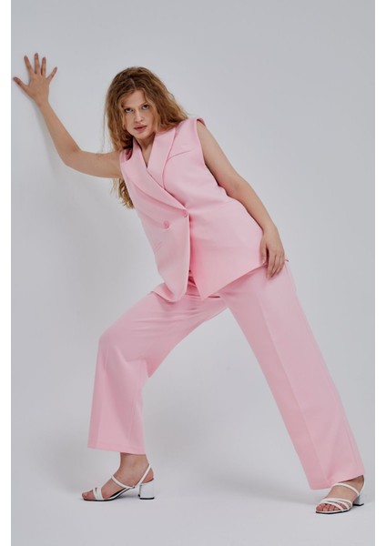 Pembe Salaş Kesim Dökümlü Pantolon