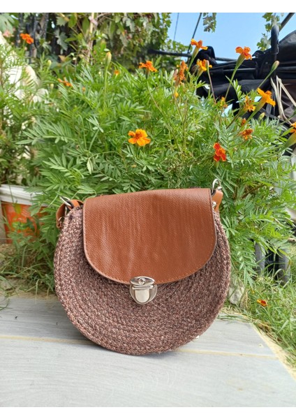 El Yapımı Hasır Örgü Yuvarlak Çanta, Taba Rengi Deri Kapaklı Omuz Çantası fırsatları