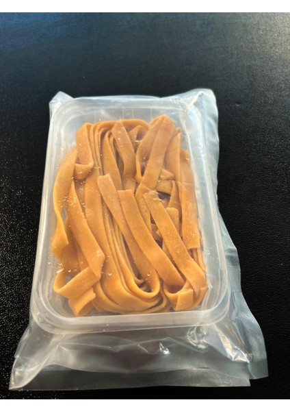 Katkısız Taze Pancarlı Fettucine Makarna 160 gr x 6 Porsiyon (960 Gr) fırsatları