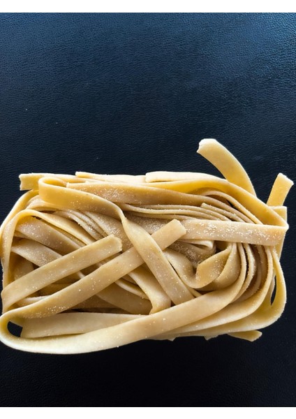 Katkısız Taze Fettuccıne Makarna 160 gr x 12 Porsiyon (1920 Gr) fırsatları