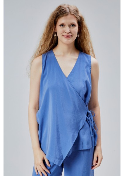 Indigo V Yaka Yandan Bağlama Detaylı Yelek-Pantolon Takım