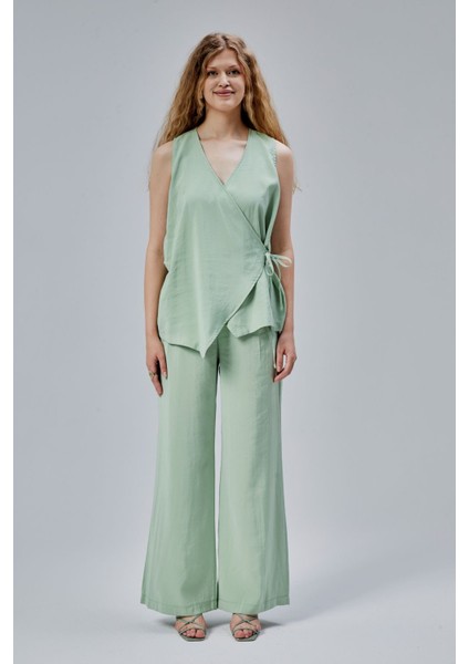 Mint V Yaka Yandan Bağlama Detaylı Yelek-Pantolon Takım
