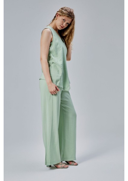 Mint V Yaka Yandan Bağlama Detaylı Yelek-Pantolon Takım