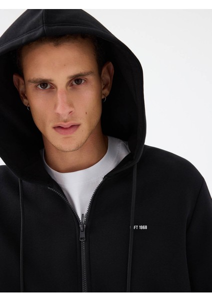 Regular Fit Siyah Erkek Sweatshirt LF2034270 fırsatları