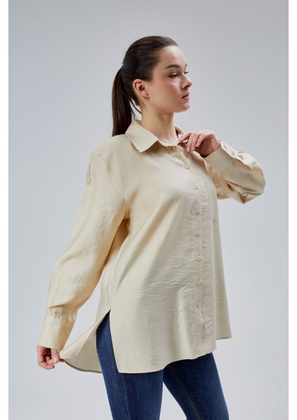 Açık Bej Yırtmaç Detaylı Oversize Gömlek