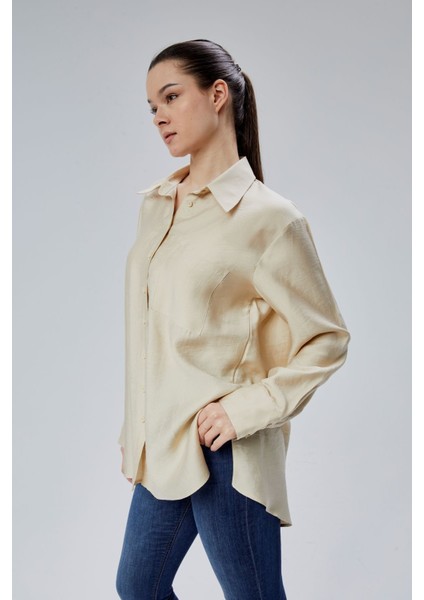 Açık Bej Yırtmaç Detaylı Oversize Gömlek