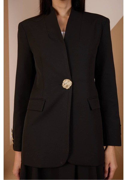 Siyah Salaş Kesim Düğme Detaylı Dokuma Blazer Ceket