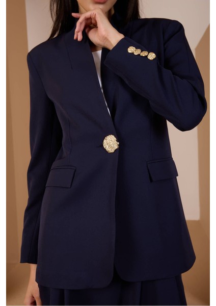 Lacivert Salaş Kesim Düğme Detaylı Dokuma Blazer Ceket