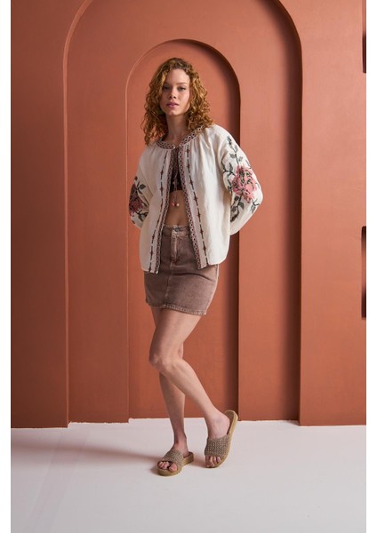 Bluz-Krem Nakış Işlemeli fiyatları