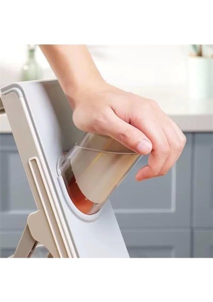 Çok Renkli Paslanmaz Çelik 3 Bıçaklı Rende ve Mandolin Doğrayıcı