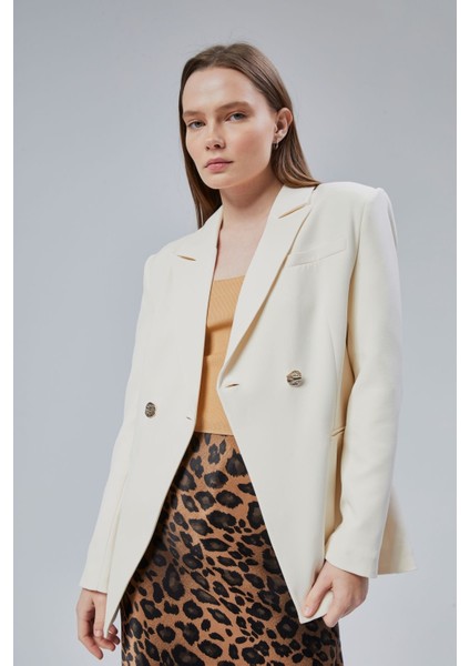 Ekru Regular Fit Yırtmaç Detaylı Blazer Ceket