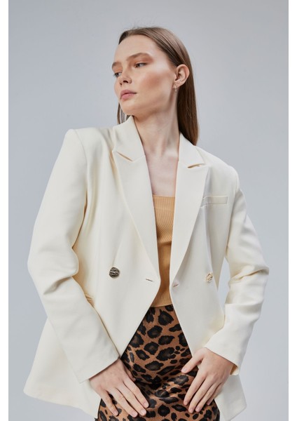 Ekru Regular Fit Yırtmaç Detaylı Blazer Ceket
