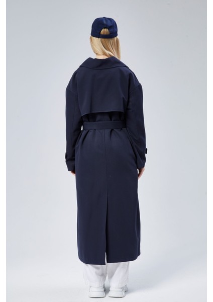 Oversize Rüzgarlık Detaylı Trençkot
