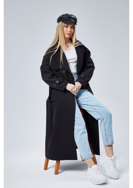 Oversize Rüzgarlık Detaylı Trençkot