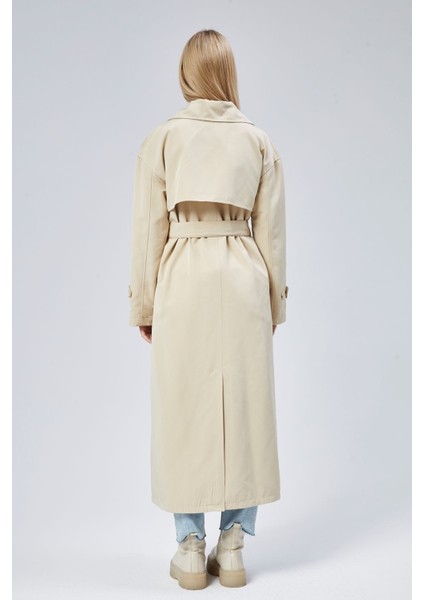 Oversize Rüzgarlık Detaylı Trençkot