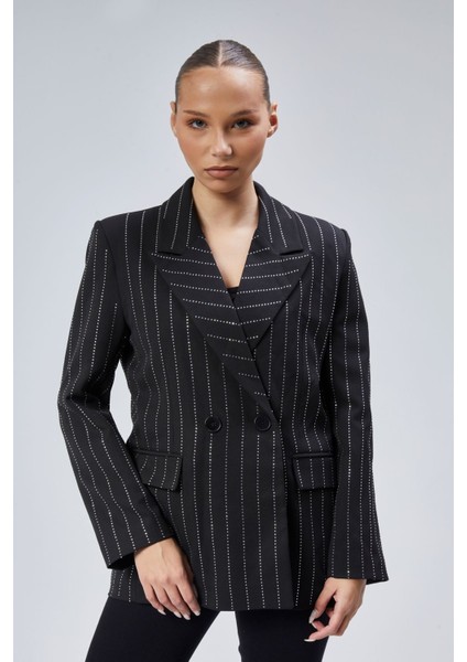 Kadın Taş Işlemeli Regular Vatkalı Blazer Ceket