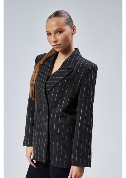 Kadın Taş Işlemeli Regular Vatkalı Blazer Ceket