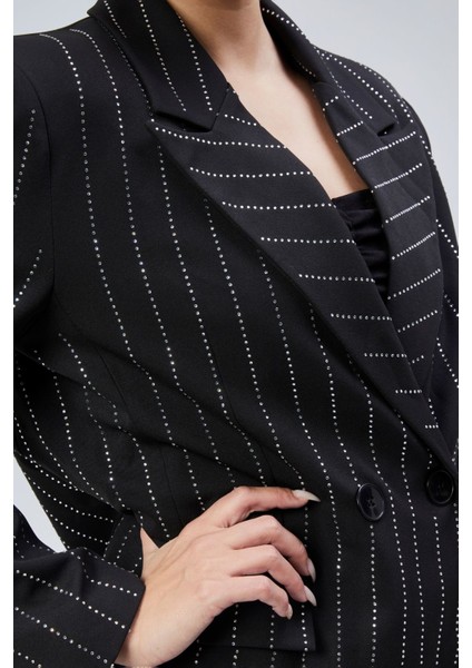 Kadın Taş Işlemeli Regular Vatkalı Blazer Ceket