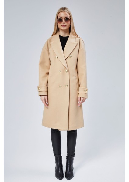 Kadın Kruvaze Yaka Düğme Detaylı Kaban