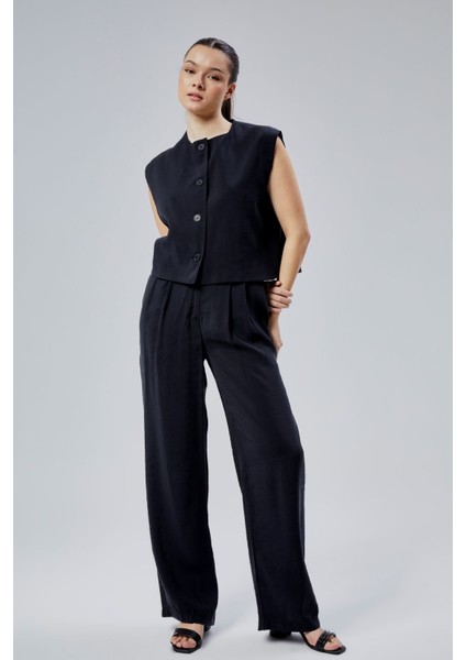 Siyah Regular Modal Kumaş Yelek