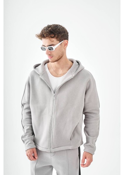 Oversize Kapşonlu Sweat Extrabol Kesımyenı Beklenen Spor Kesim Rahat Sık Tasarım