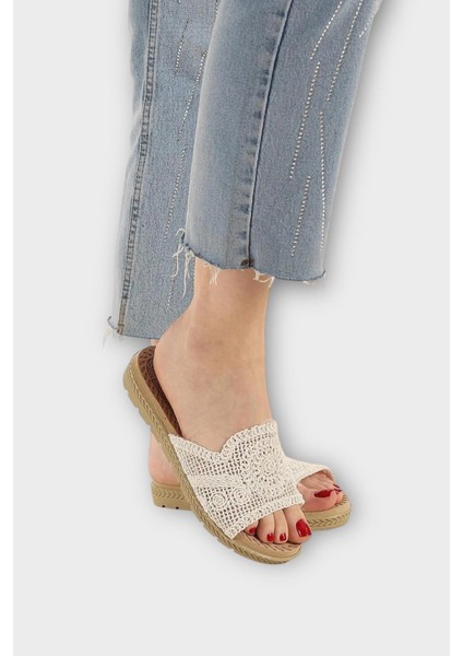 Kadın Örgülü Günlük Rahat Terlik BEYAZ