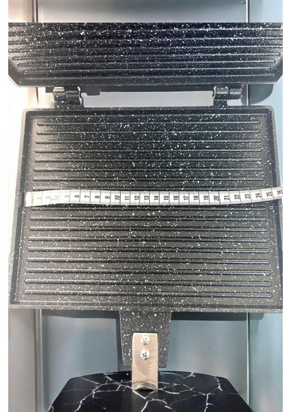 Döküm Tost Makinesi, Siyah, Ocak Üstü, Pratik ve Lezzetli Tostlar Için fiyatları