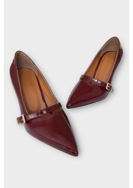 Kadın Tek Bant Tokalı Sivri Burun Topuklu Ayakkabı Bordo fırsatları