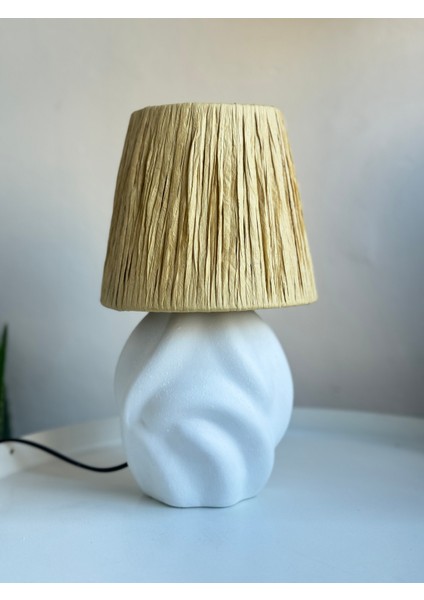 Seramik Beyaz Dalgalı Kısa Boy Abajur