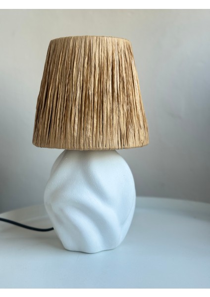 Seramik Beyaz Dalgalı Kısa Boy Abajur