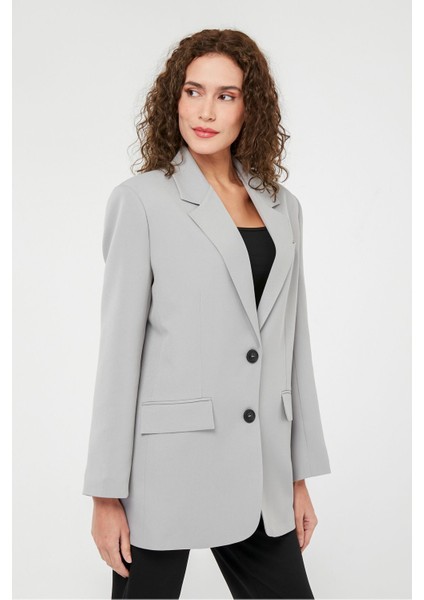 Gri Kadın Düğmeli Oversize Blazer Ceket
