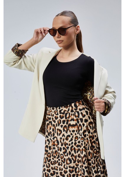 Taş Kruvaze Yaka Kolu Katlama Detaylı Regular Vatkalı Blazer Ceket