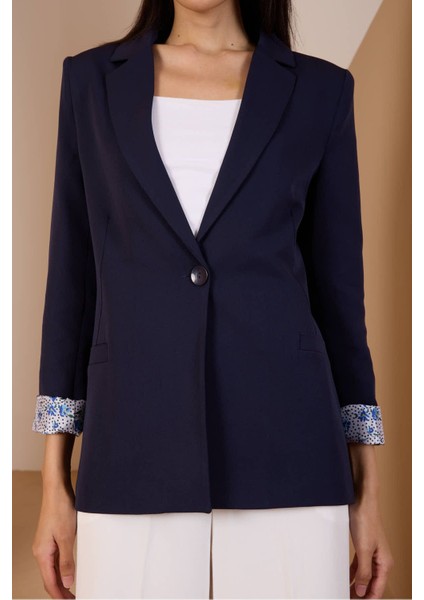 Lacivert Kruvaze Yaka Kolu Katlama Detaylı Regular Vatkalı Blazer Ceket