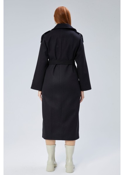 Siyah Regular Apolet Detaylı Kruvaze Kaşe Kaban