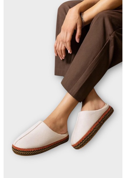 Nakışlı Içi Tüylü Yüksek Tabanlı Çeyiz Bohça Kadın Ev Terliği Bej