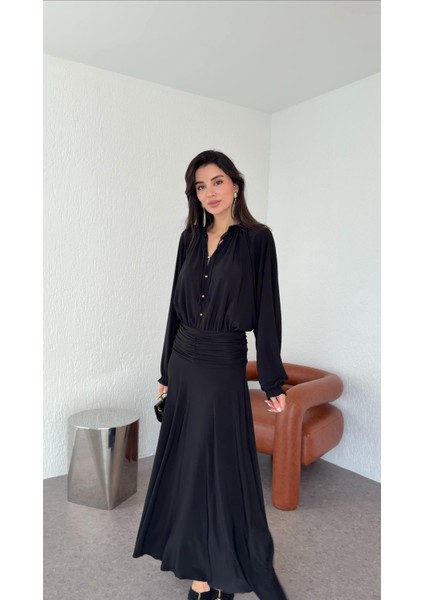 Fırfırlı Yaka Maxi Siyah Elbise