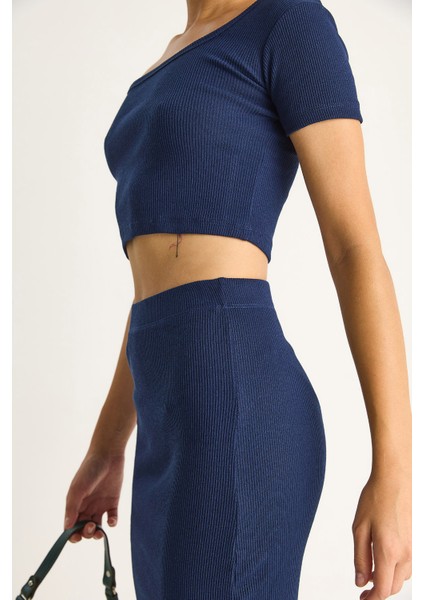 Kadın Kare Yaka Kısa Kollu Crop Yırtmaç Detaylı Kaşkorse Alt-Üst Takım