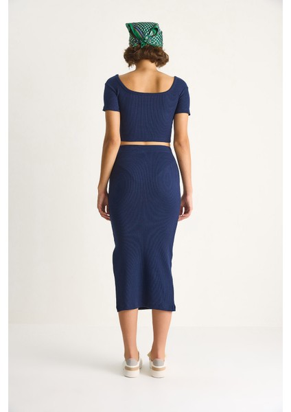 Kadın Kare Yaka Kısa Kollu Crop Yırtmaç Detaylı Kaşkorse Alt-Üst Takım