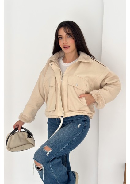 Kadın Peluş Detaylı Fermuarlı Mont – Sıcak & Şehirli Stil fiyatları