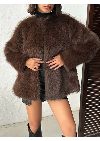 Cepli ve Astarlı Uzun Kürk Kaban/ Mont-Yaka Kancalı modelleri