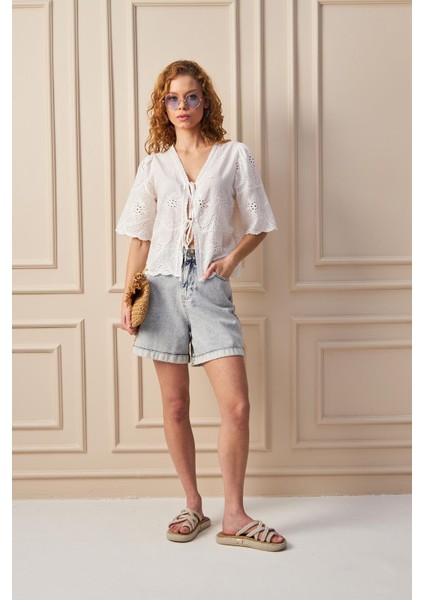 Standart Fit %100 Pamuk Brode Bluz - Beyaz