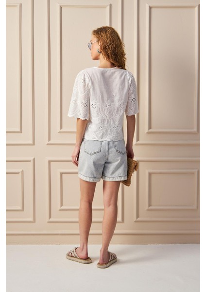 Standart Fit %100 Pamuk Brode Bluz - Beyaz fırsatları