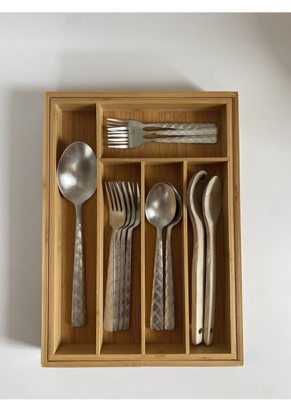 Bambu Ayarlanabilir Çekmece Içi Kaşıklık 5-7 Bölmeli, Düzenli ve Şık Depolama Çözümü
