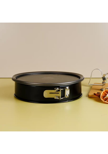 26 cm Siyah Kelepçeli K.k. Çok Renkli ve Şık Tasarım fırsatları