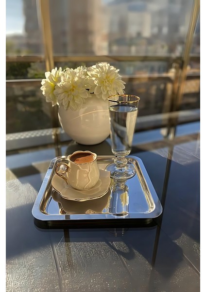 6'lı Lüx Paslanmaz Çelik Kare Servis Tepsisi, Şık ve Dayanıklı Dekoratif Sunum Seti